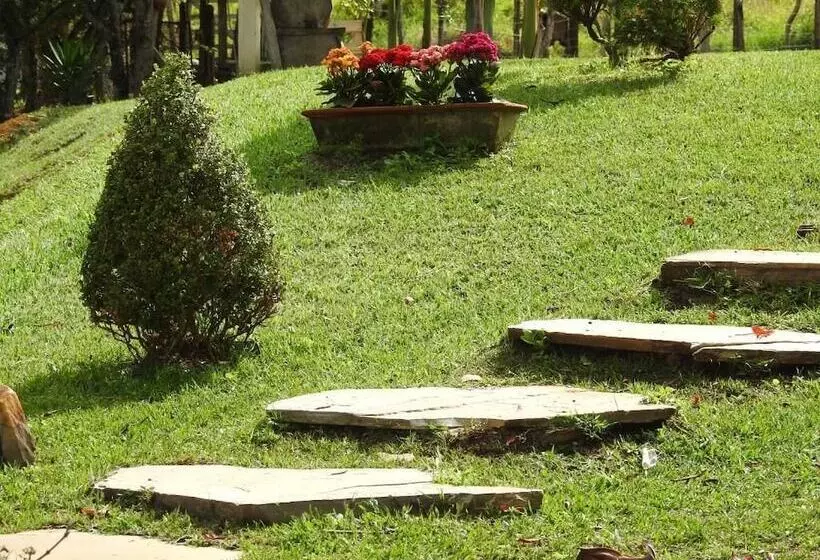 هتل Pousada Serra Verde
