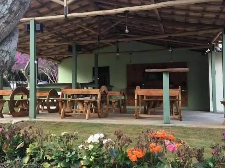 هتل Pousada Serra Verde