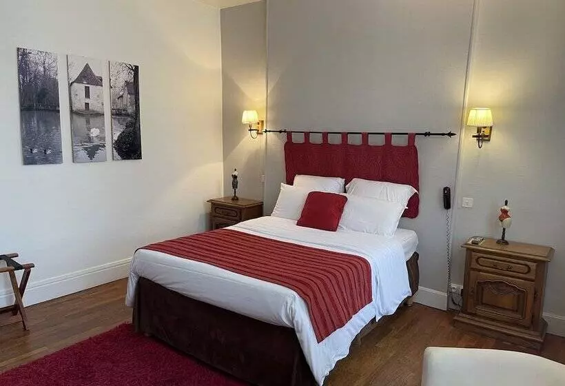 Hotelli Restaurant Le Grand Monarque