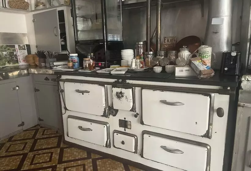 Hotelli Restaurant Le Grand Monarque