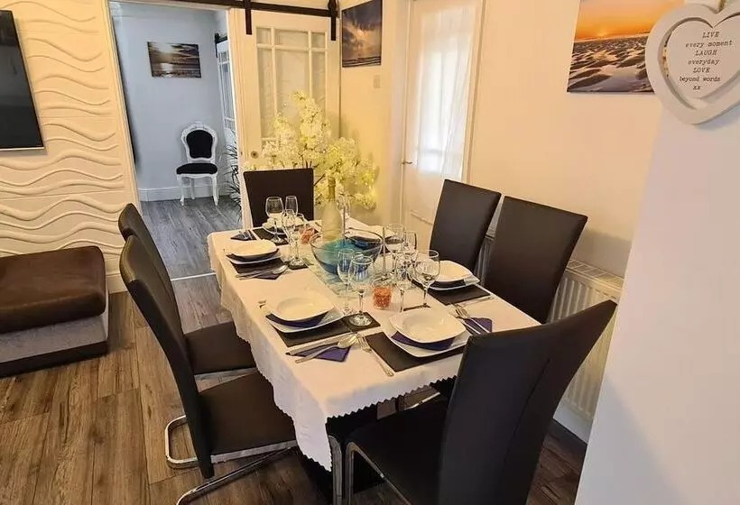 レジデンス Remarkable 3 Bed House In Newbiggin By The Sea