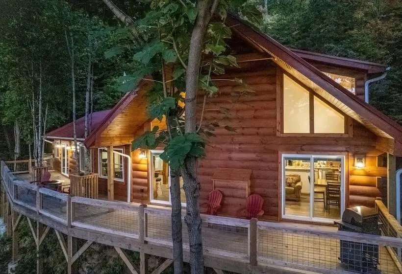 Stunning 2br Cabin With Mountain Views