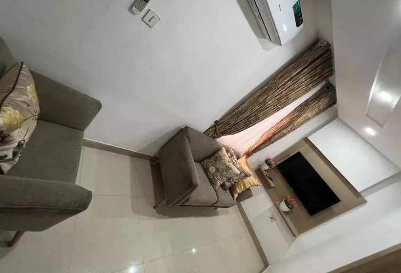 Thapunchline Apartments & Hotels