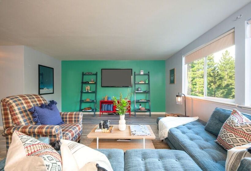 Alpine Bay By Avantstay 5mins To Diamond Peak Skiing W/ Expansive Deck