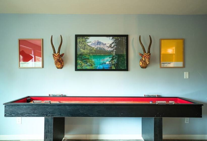 Alpine Bay By Avantstay 5mins To Diamond Peak Skiing W/ Expansive Deck