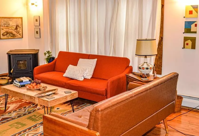 Aamiaismajoitus (B&B) Arts Inn