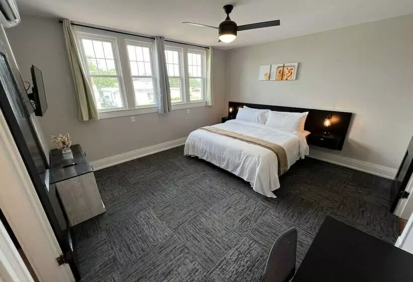 Aamiaismajoitus (B&B) Homestay On Main By Twin Lakes Creamery