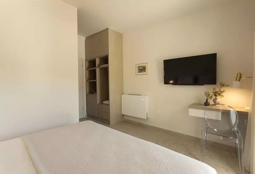 تختخواب و صبحانه Villa Aura Loutraki