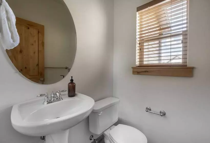 Douglas By Avantstay Charming Townhouse Mins From Deer Valley Resort