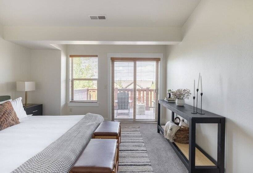 Douglas By Avantstay Charming Townhouse Mins From Deer Valley Resort