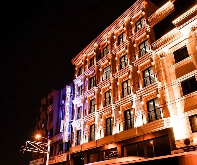 Hotelli Di̇men