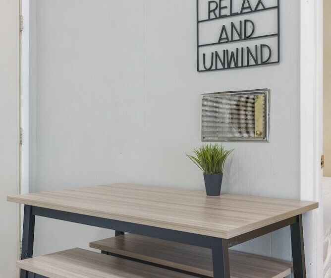 فندق Kimberling Cove C8