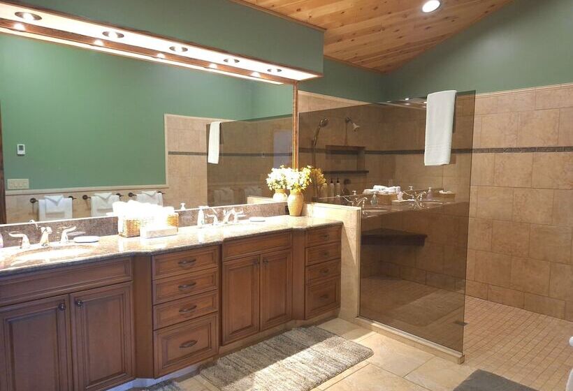 Отель The Devlin