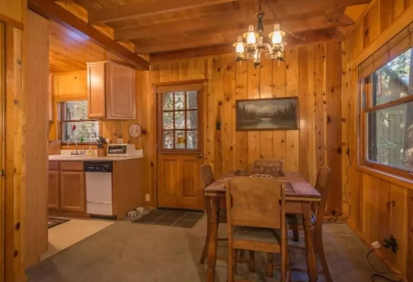 Owl S Peak By Avantstay Private Pine Tree Cabin Mins From The Water