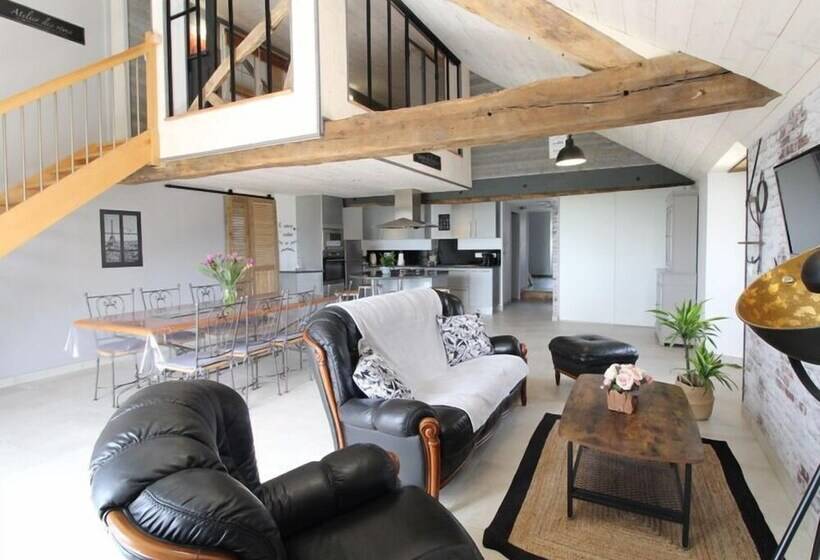 פנסיון Au Tour Des Sens