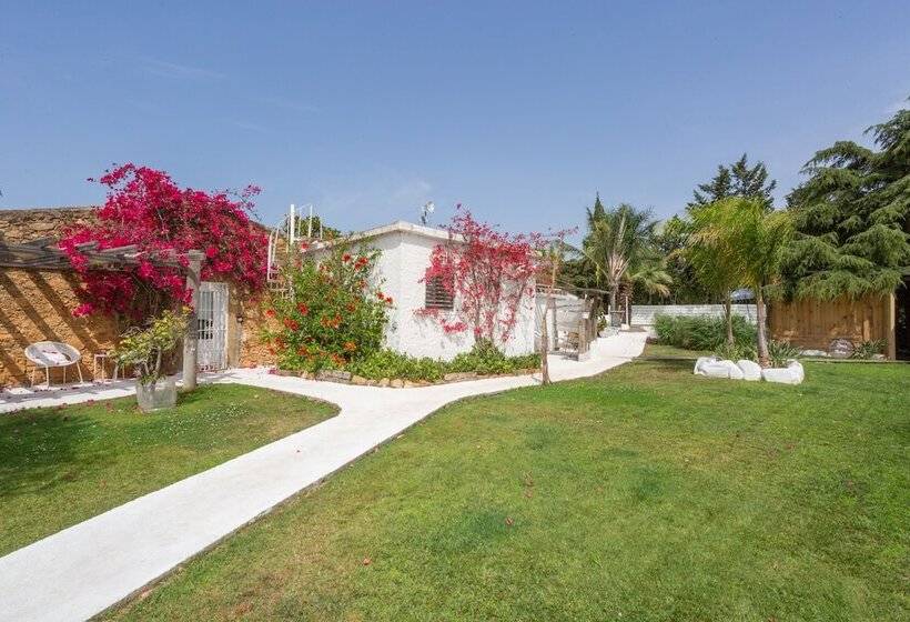 פנסיון Le Rondini