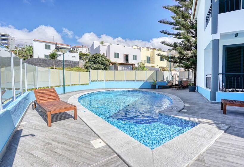 פנסיון Vila Camacho Guest House