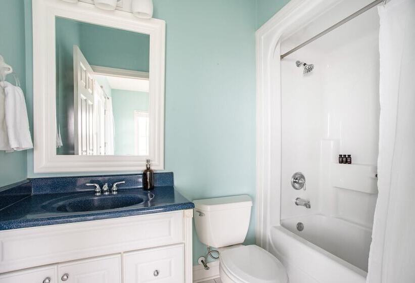 Poseidon By Avantstay On The Beach! Two Ocean Facing Balconies & Hot Tub