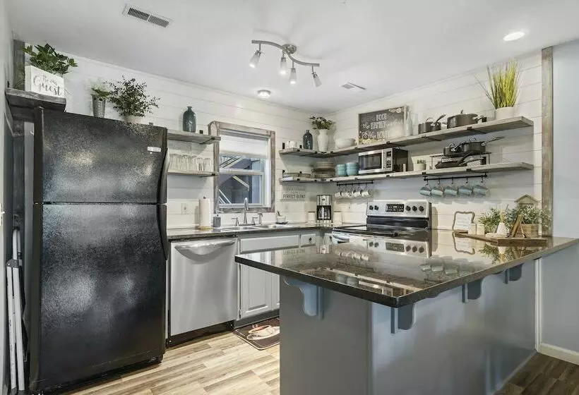 Residenssi Blue Oak Hideaway   A Kids Paradise