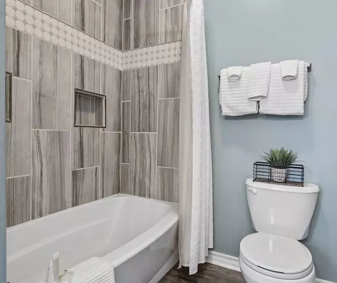 Residenssi Blue Oak Hideaway   A Kids Paradise