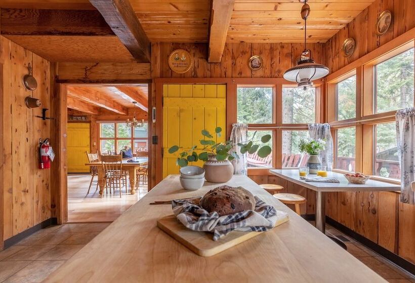 Sunnyside By Avantstay Charming Lake Tahoe Chalet On Tahoes West Shore