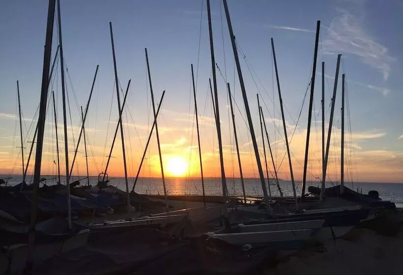 ベッドアンドブレックファースト The Seaview Snug