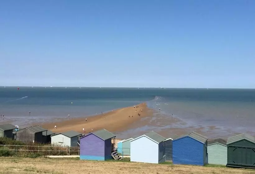 ベッドアンドブレックファースト The Seaview Snug