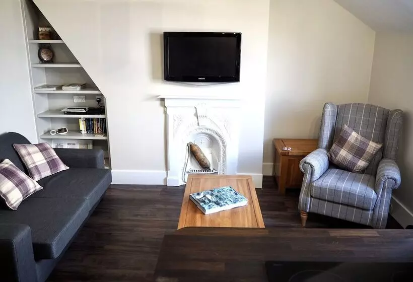 ベッドアンドブレックファースト The Seaview Snug