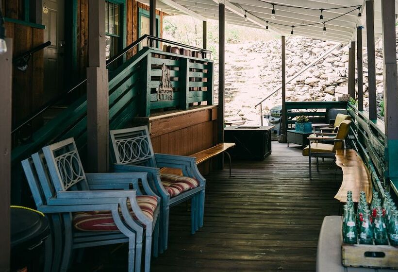 호텔 Battle Creek Lodge