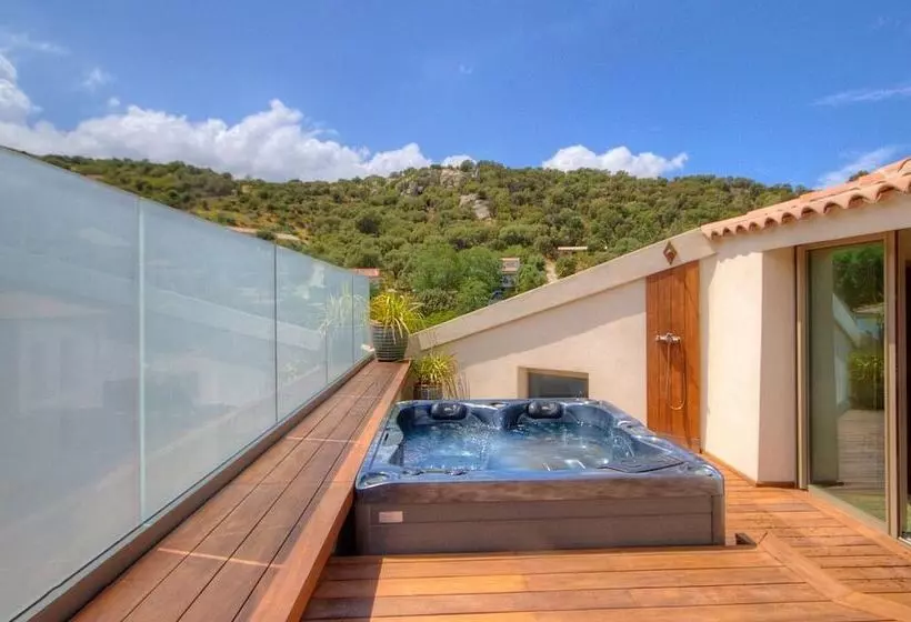 Hotelli Casale Olmia