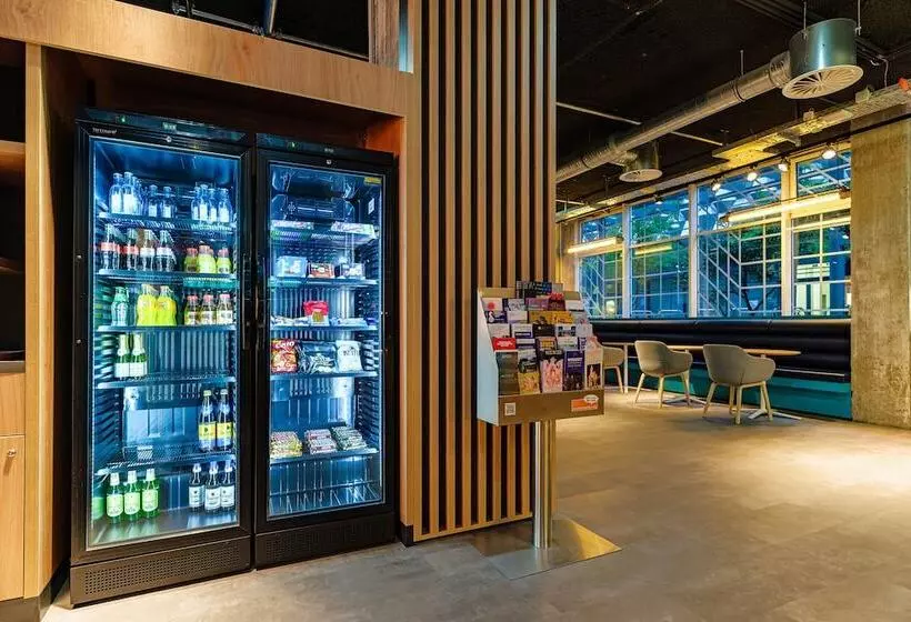 هتل Holiday Inn Express Dresden Zentrum, An Ihg