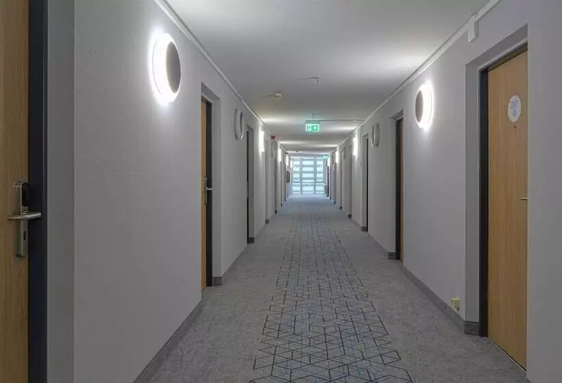 هتل Holiday Inn Express Dresden Zentrum, An Ihg