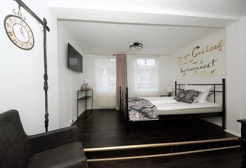 Liebezeit   Ehemals Hotel Dillenburg