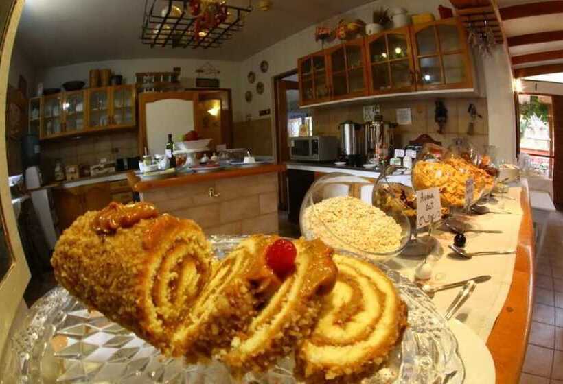 فندق Puerto De Vega