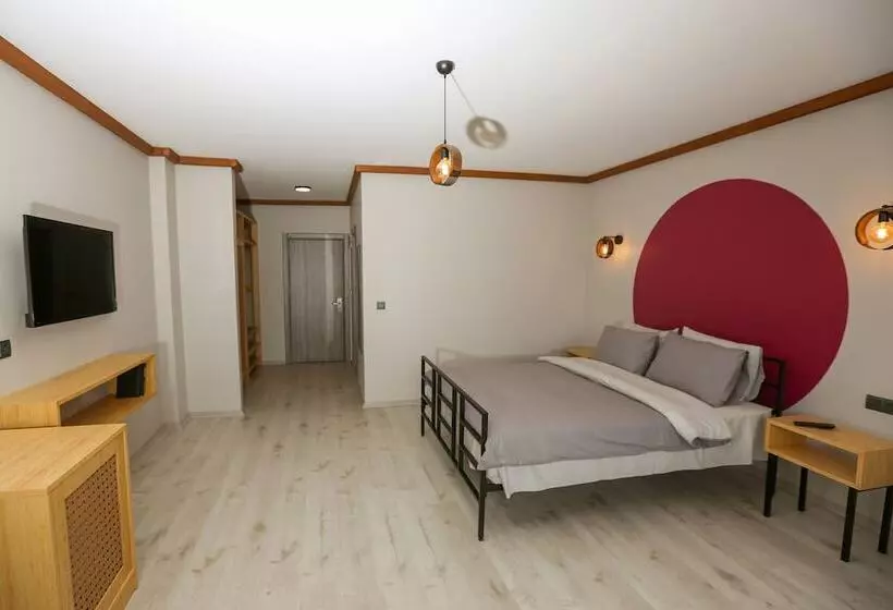 Ispendam Tess Otel