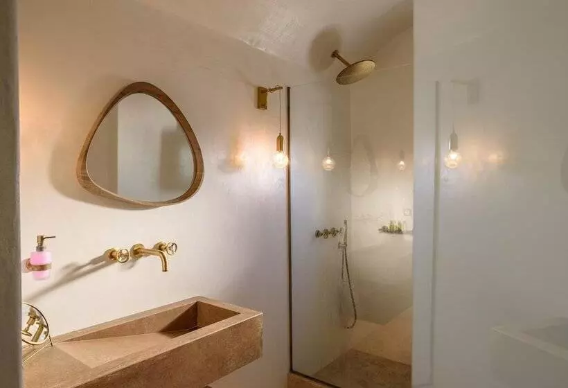 Lf Suites & Villas