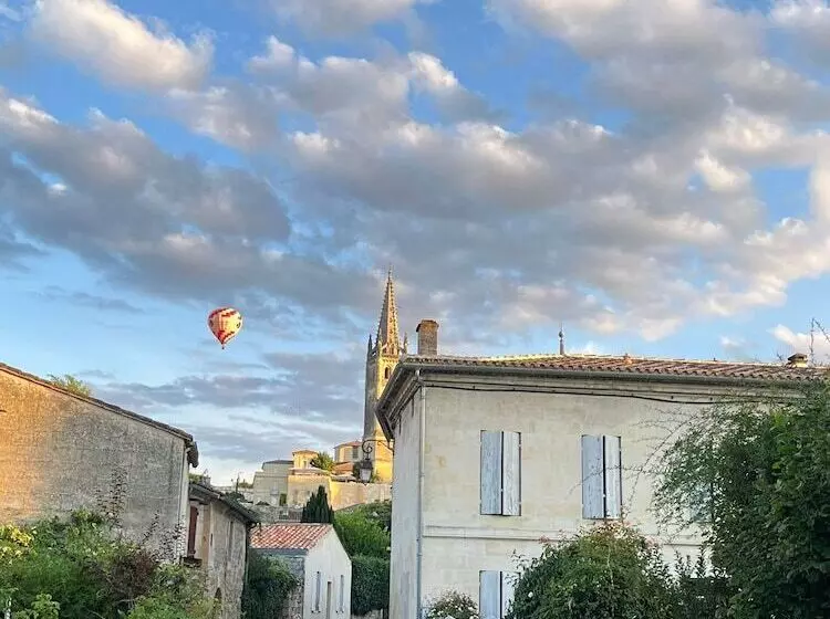 Majatalo Maison De La Tour
