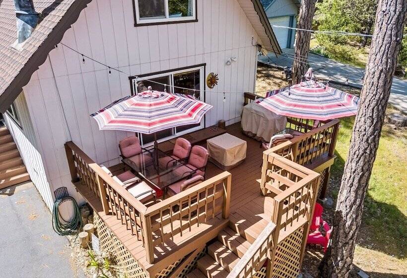 Sunshine Cabin Relaxation Awaits When You Visit The Sunshine Cabin. After A Day Exploring Nearby M