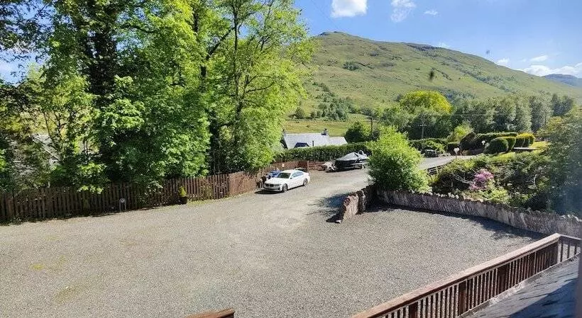 Ben Reoch Cottage  Loch Lomond & Arrochar Alps