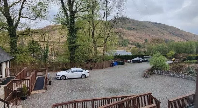 Ben Reoch Cottage  Loch Lomond & Arrochar Alps