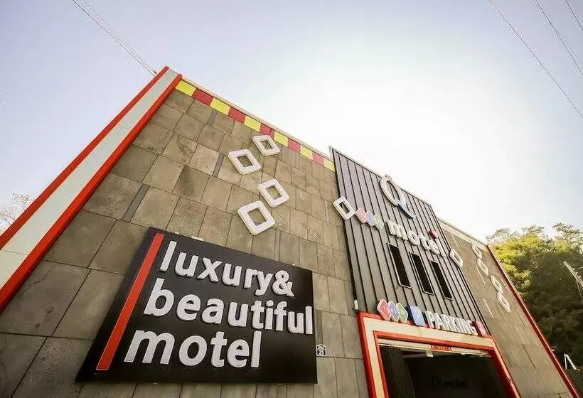 Chilgok Q Motel
