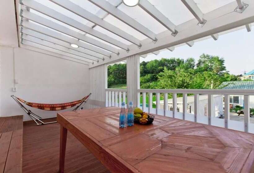 Goseong Haemaji Pension