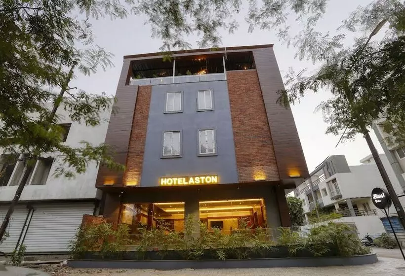 Hotel Aston