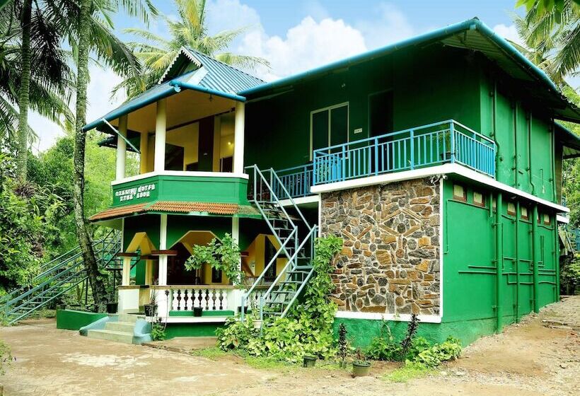 Hotel Jungle Paradise Farm & Guest House