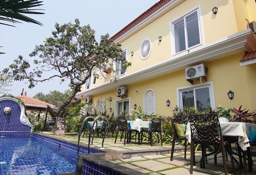 فندق Justa Casa Frangipani Assagao, Goa