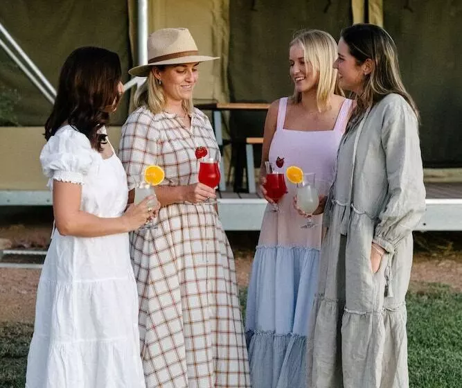 Hotelli Mitchell Grass Retreat