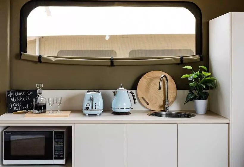 Hotelli Mitchell Grass Retreat