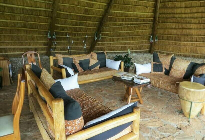 هتل Ngamba Island Tented Camp