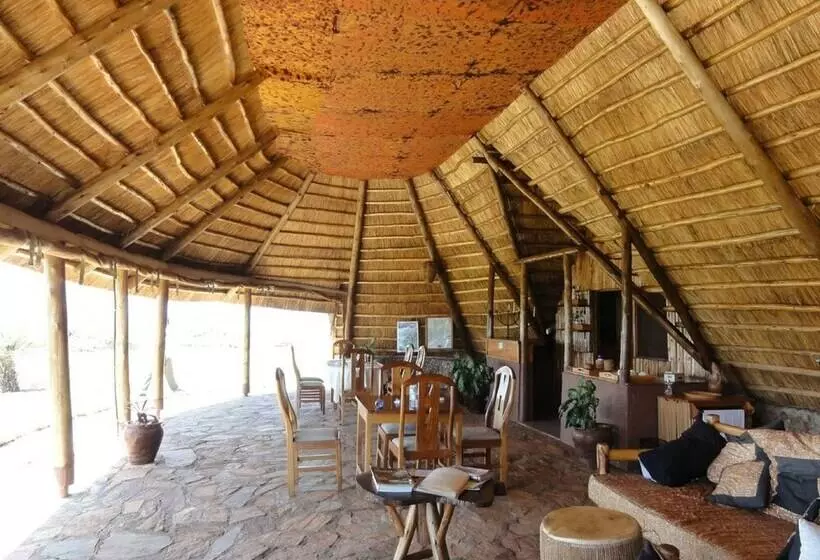 هتل Ngamba Island Tented Camp