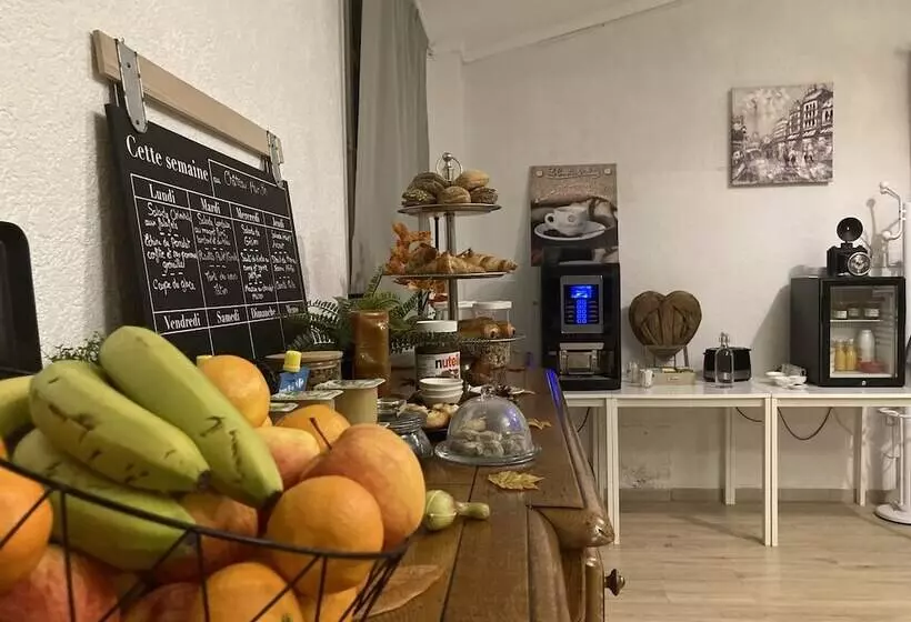 ホテル Orangerie Du Château Marith